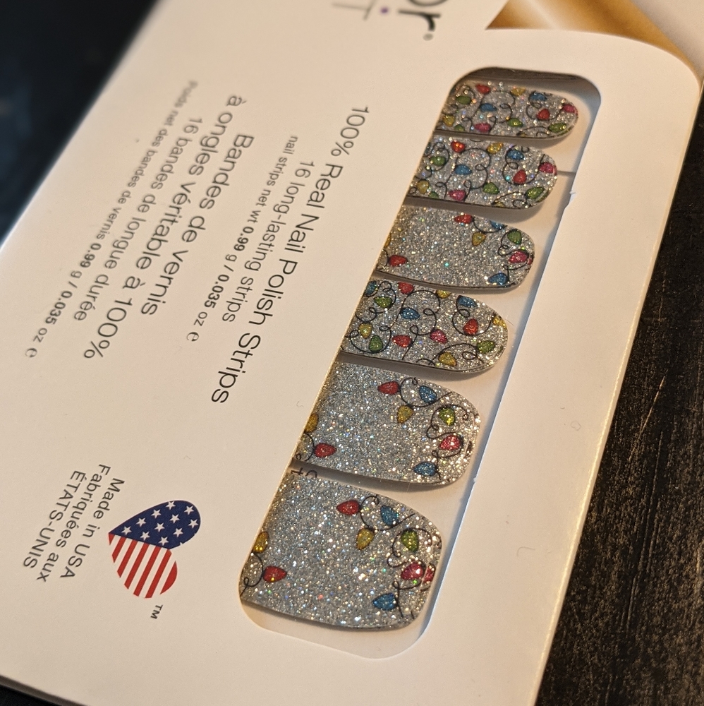 Holiday De-Light Color Street Nail Set